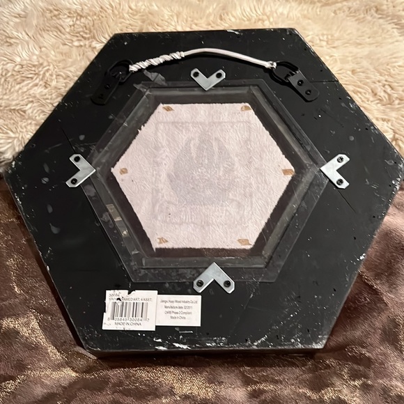 Vintage Distressed Mirrored Framed Artwork - Picture 3 of 5